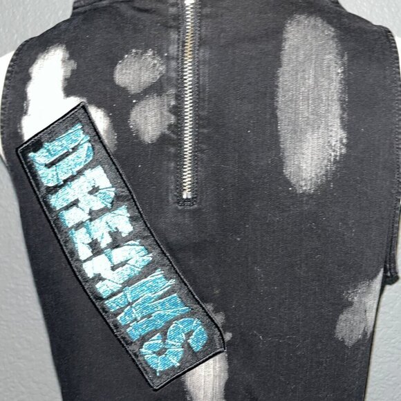 RARE LOVE MOSCHINO Sleeveless Black Denim with Sequin & Embroidered Patches - 6 - Picture 6 of 16